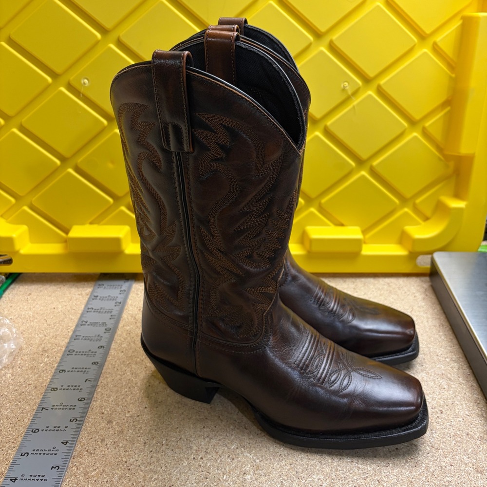 Laredo Brown Leather Square Toe Western Cowboy Boots Mens 7.5 D 68444